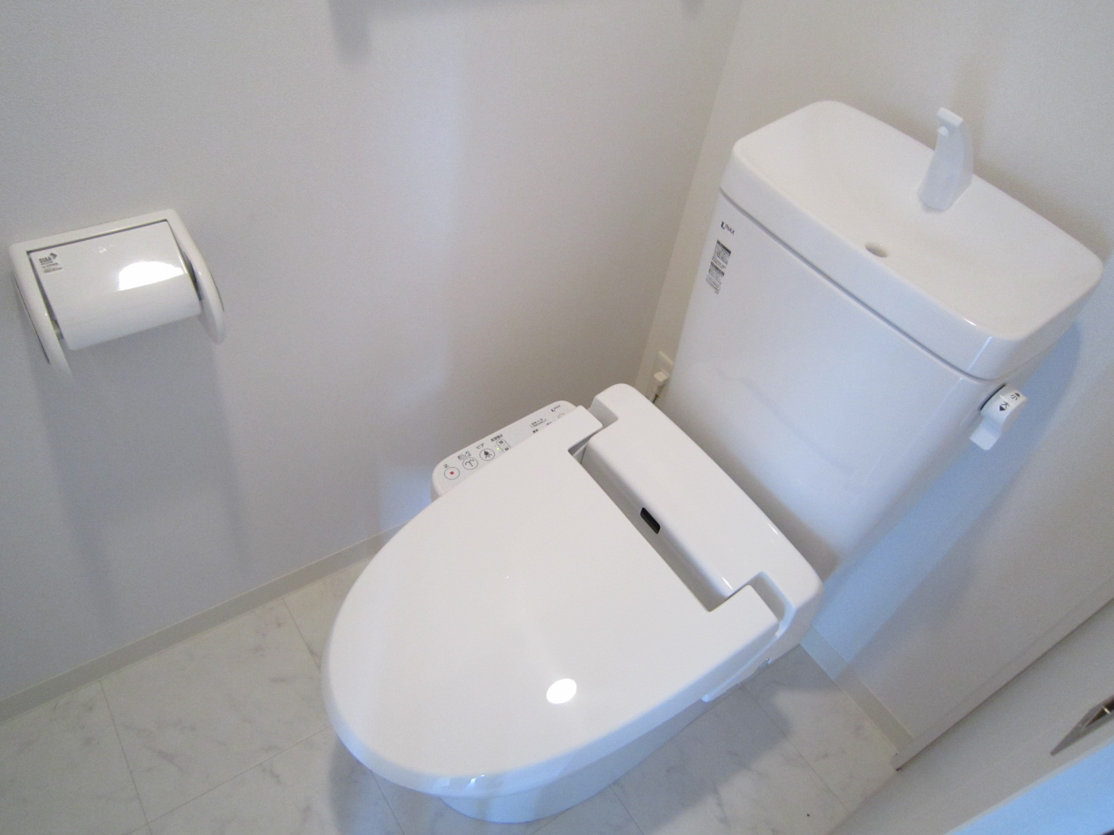 トイレ　ウォシュレット