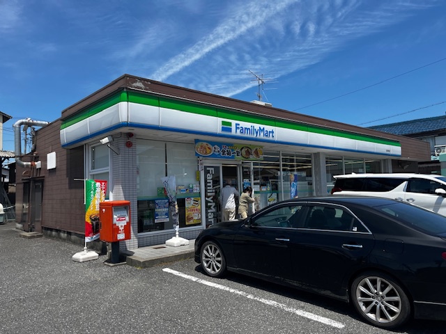 コンビニ　ファミリーマート垂井東店（コンビニ）まで1709m