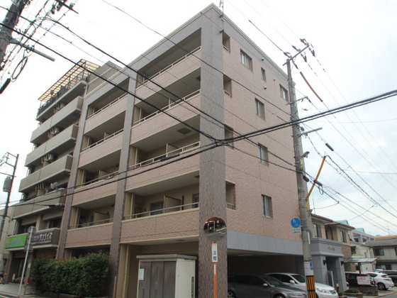 広島市南区東雲本町のマンションの建物外観