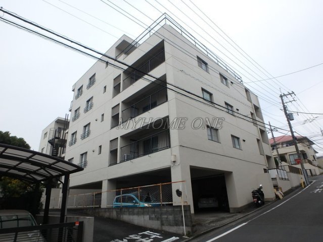 【佐登屋興産第二ビルの建物外観】