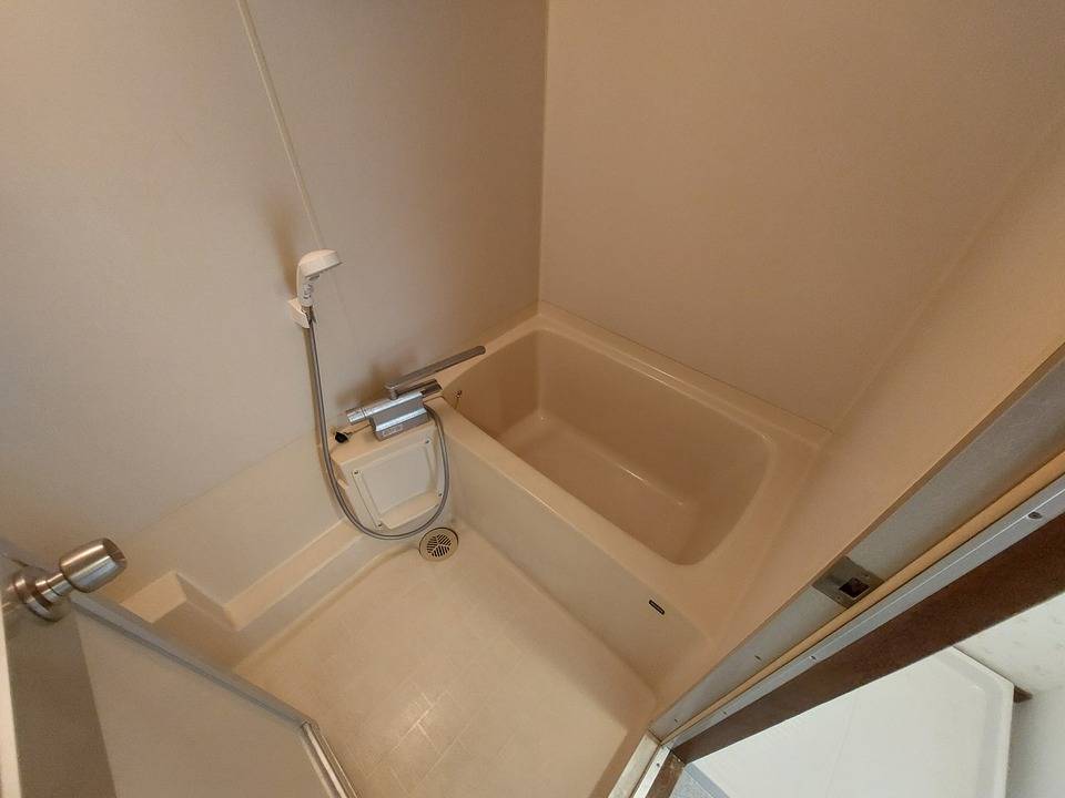 バス・シャワールーム　浴室