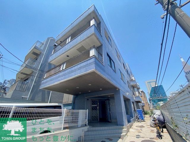 渋谷区代々木のマンションの建物外観