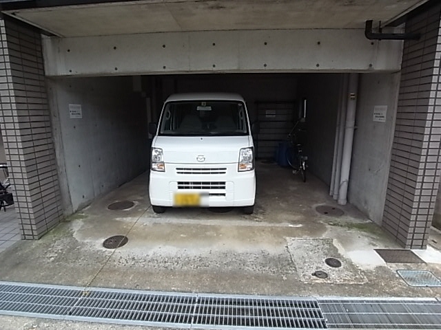 【ウィンディつかしん西の駐車場】