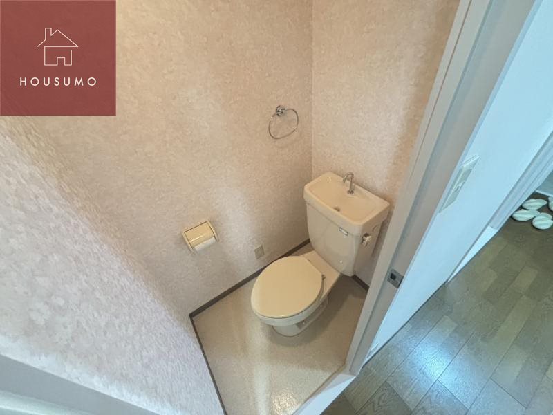 トイレ　ゆったりとした空間のトイレです