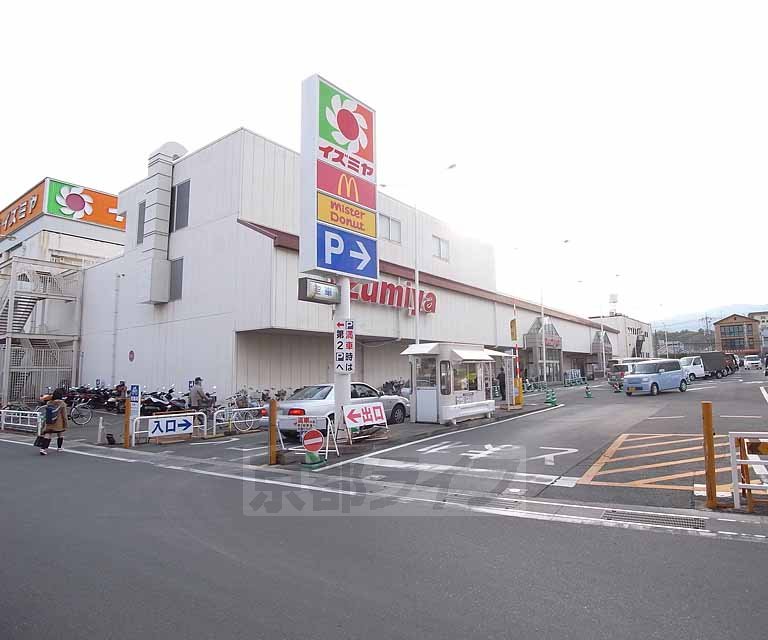 【長岡京市開田のマンションのスーパー】