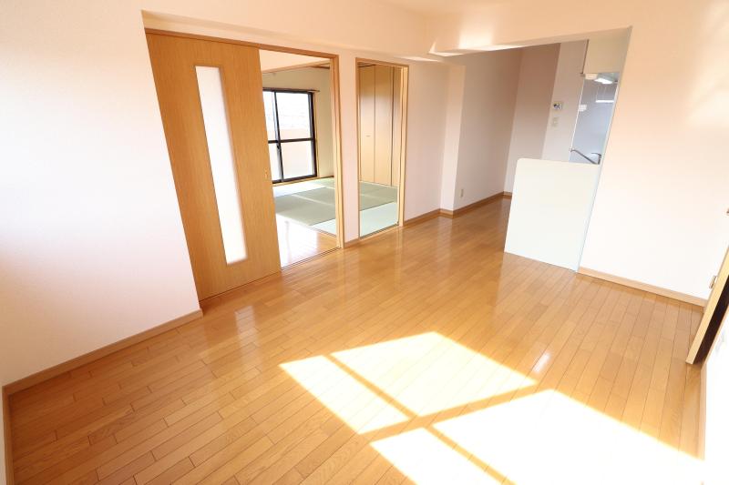 居室・リビング　9.9帖のリビング