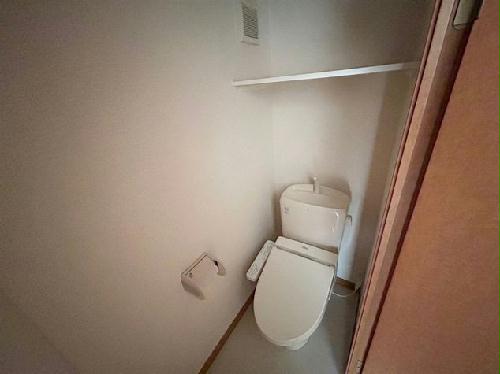 トイレ　実際のお部屋と異なる場合がございます。