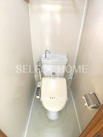 トイレ　同型タイプトイレもきれいです