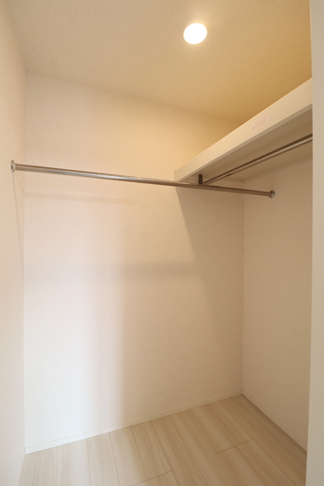 収納　ウォークインクローゼット