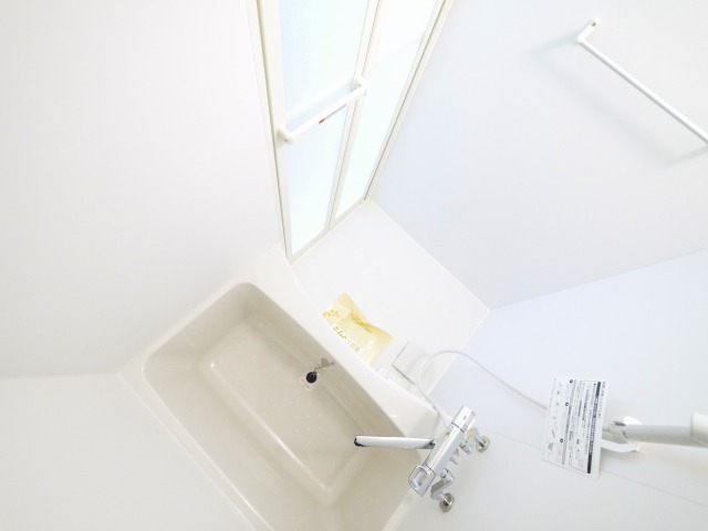 バス・シャワールーム　ゆったり過ごせるお風呂です