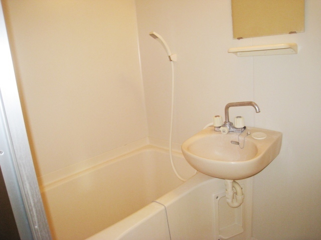 洗面設備　浴室の洗面ボウル