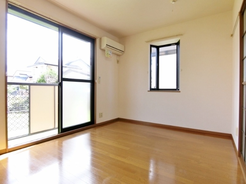 居室・リビング　図面と現状に相違がある場合には現状を優先