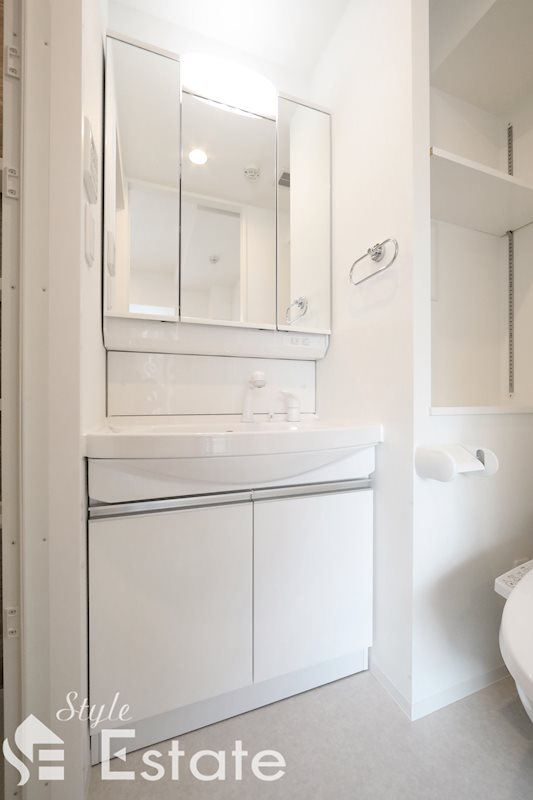 洗面設備　独立洗面台　脱衣所