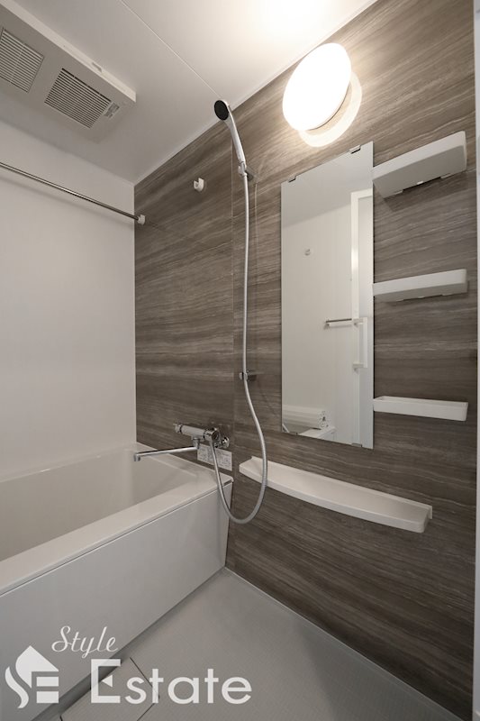 バス・シャワールーム　バスルーム　浴室乾燥