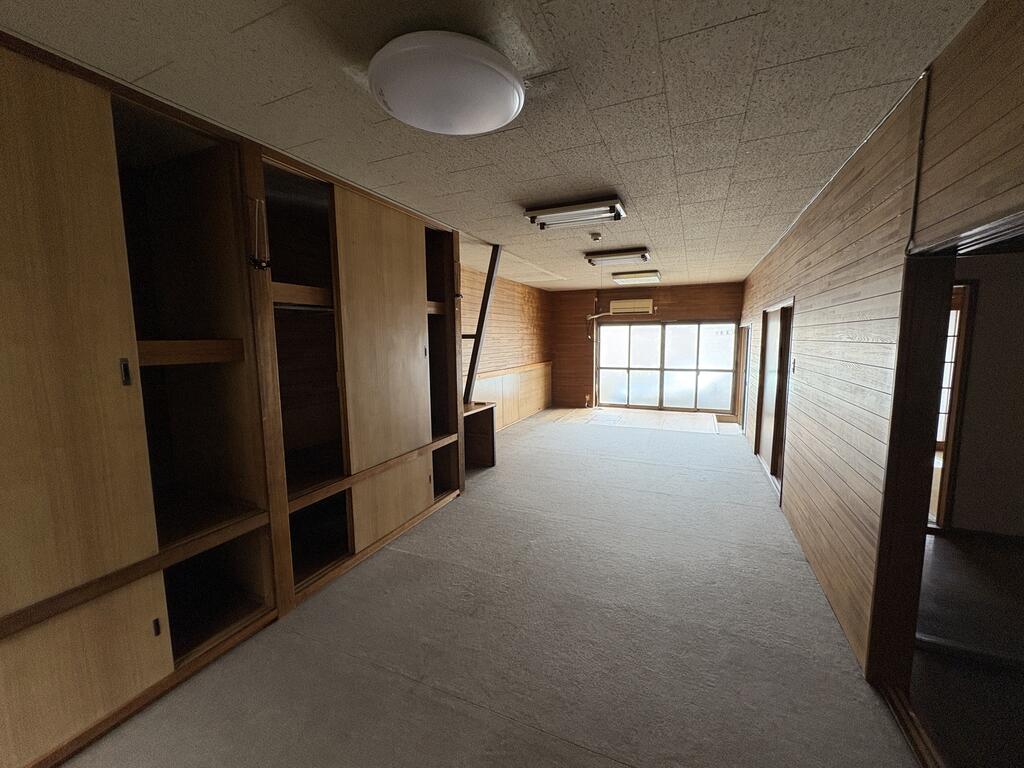 神明町 短期貸の内装写真
