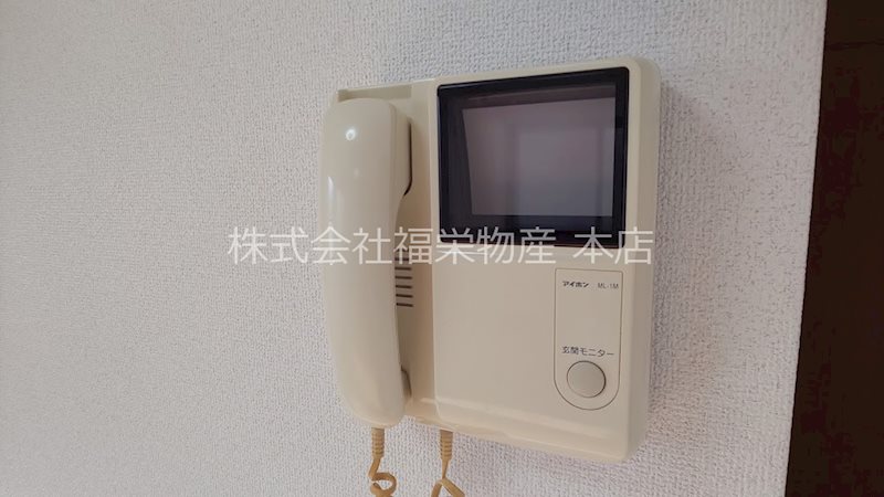 セキュリティ　モニター付きインターホン