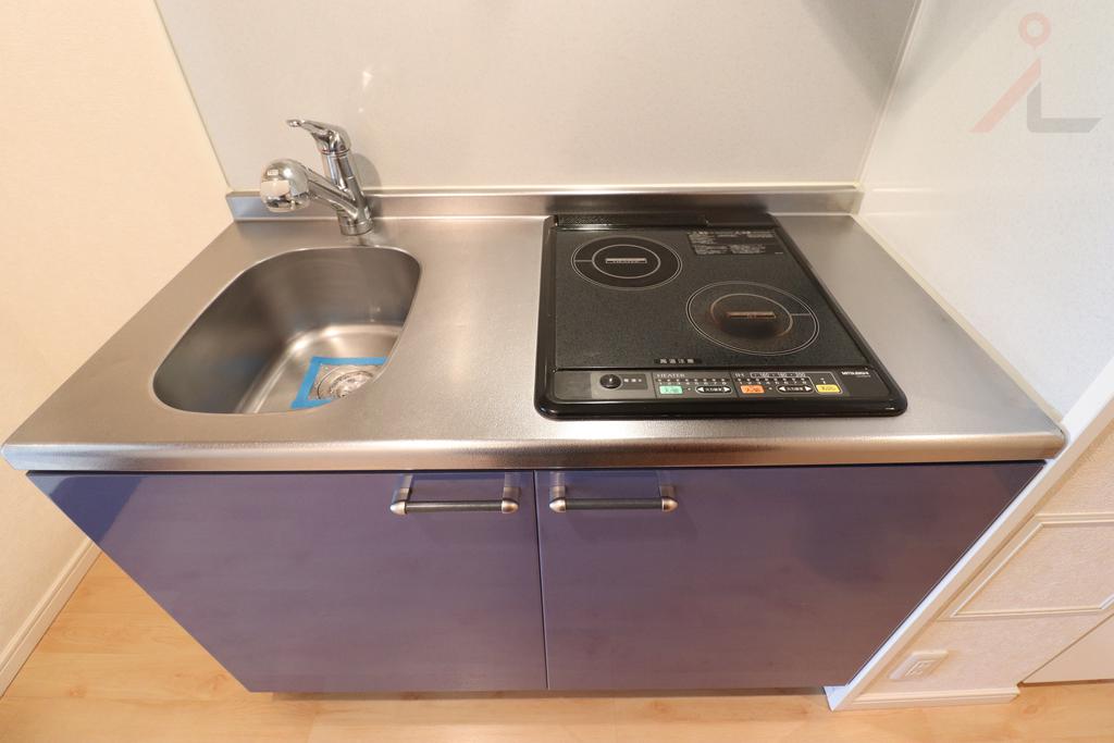 キッチン　写真は別号室です。現況優先になります。