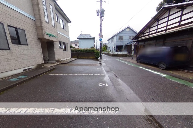 その他　前面道路（その他）まで0m