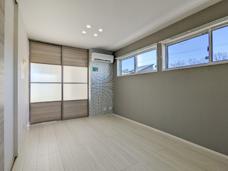 居室・リビング　図面と現状に相違がある場合には現状を優先