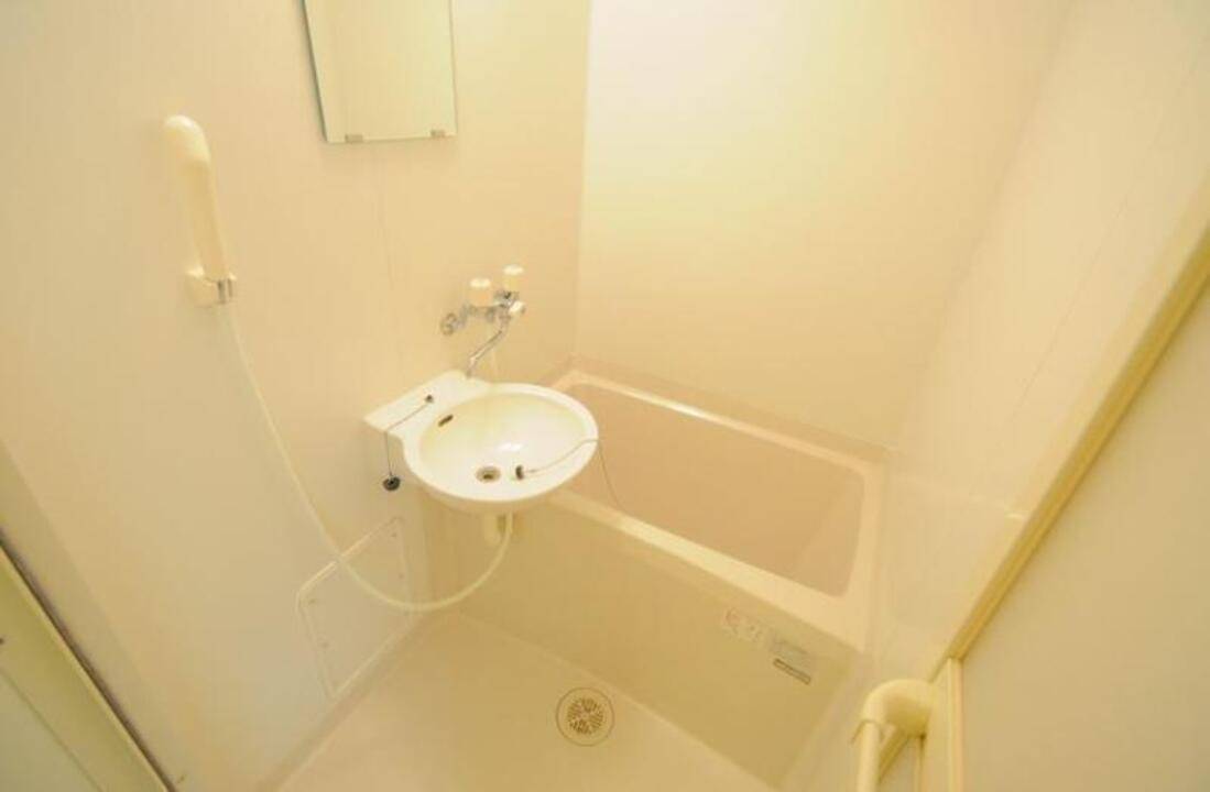 バス・シャワールーム　浴室