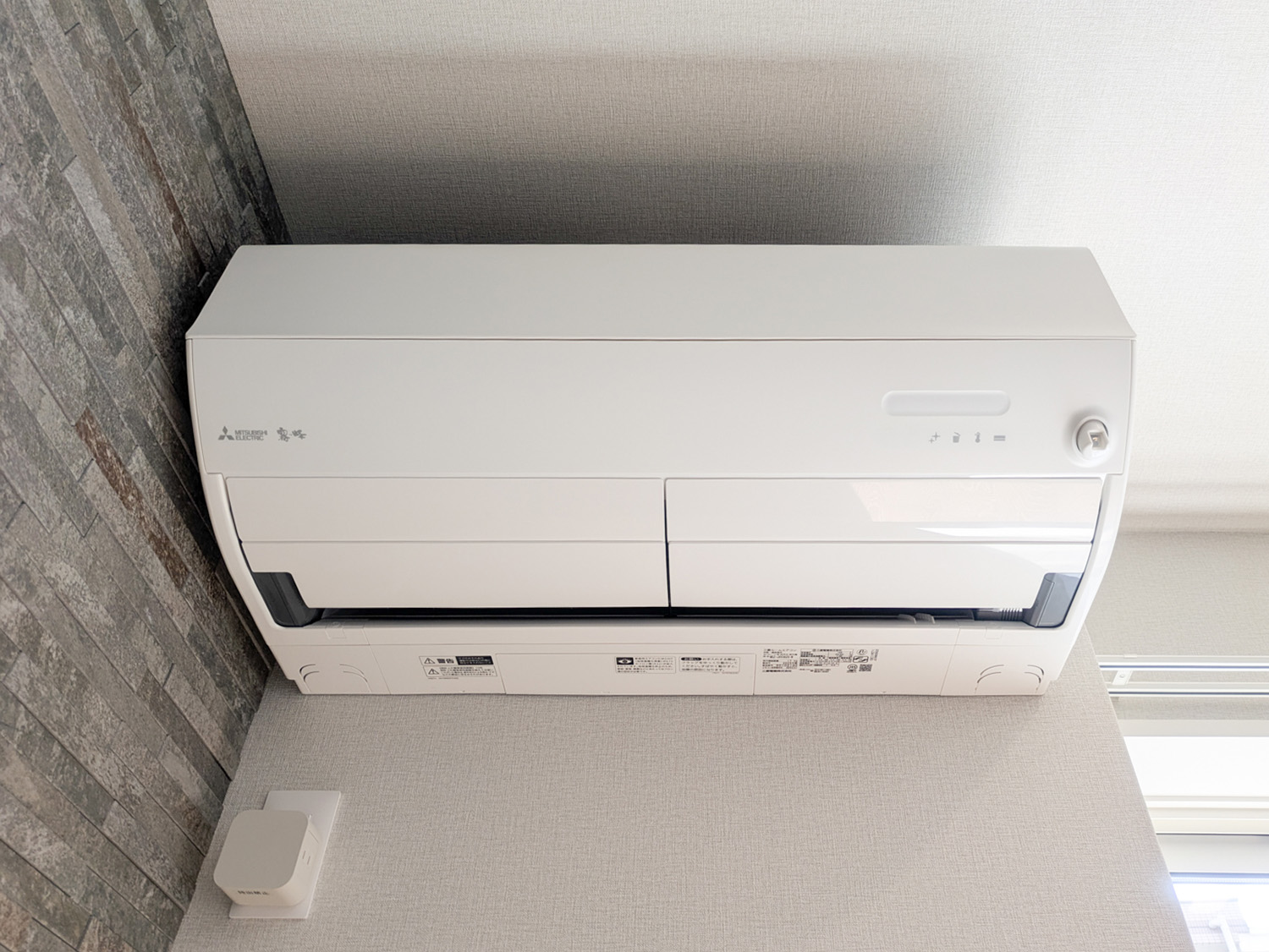 その他設備　エアコン2基付♪室内物干機1基♪