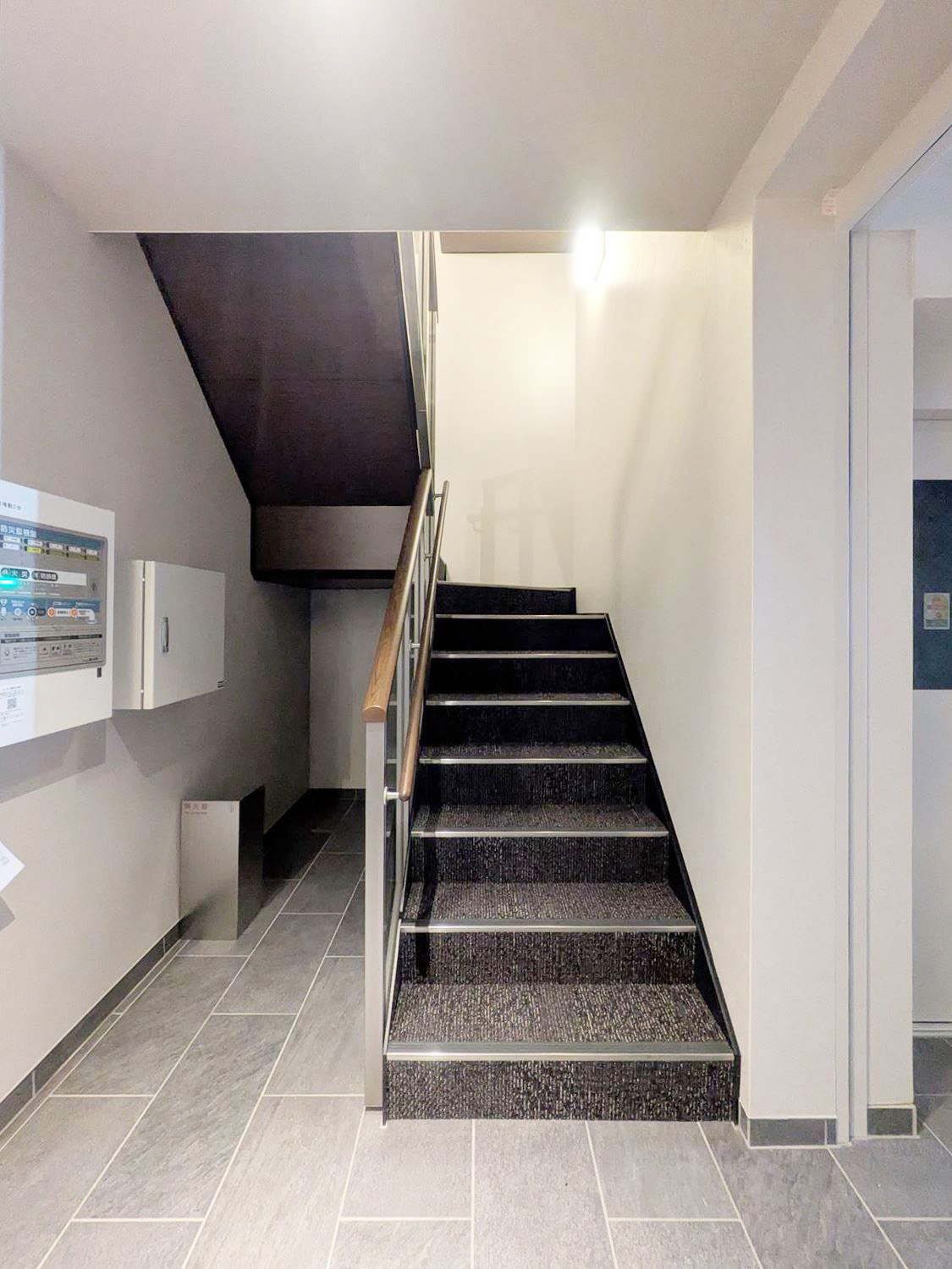 その他共有部分　人気の屋内廊下タイプのホテルライクスタイル♪