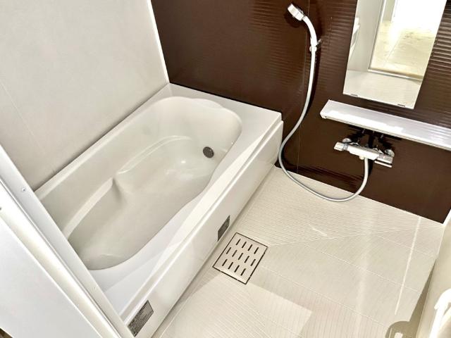 バス・シャワールーム　バス（イメージ）