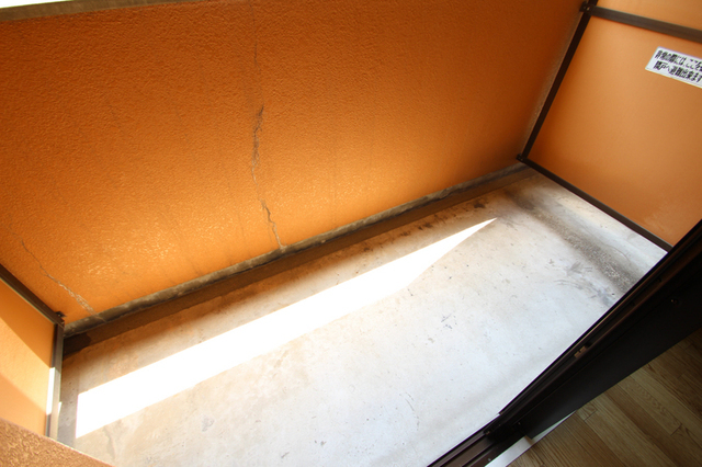 バルコニー　※別室の参考写真の為、現況優先です。