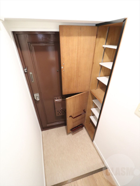 玄関　シューズボックス