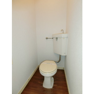 トイレ　コンパクトで使いやすいトイレです