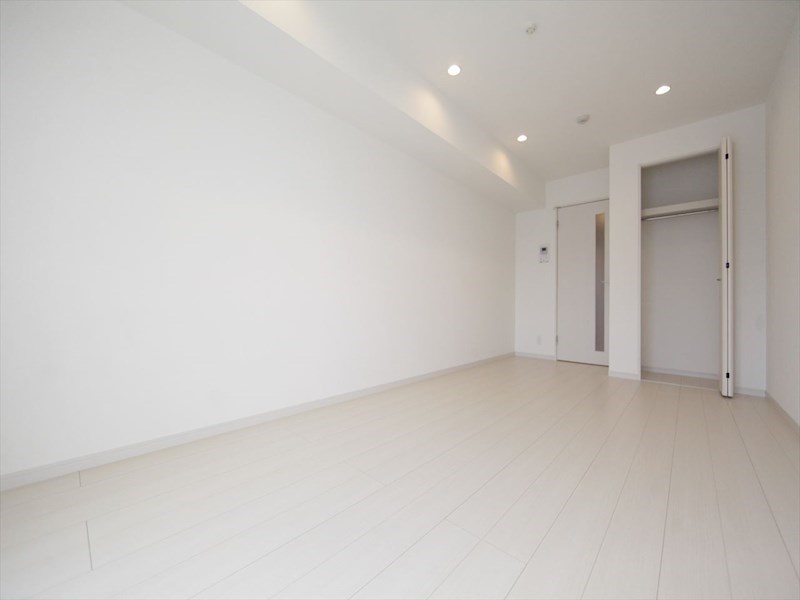 居室・リビング　洋室9.2帖　クローゼット付（収納充実してます）