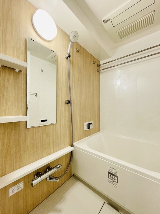 バス・シャワールーム