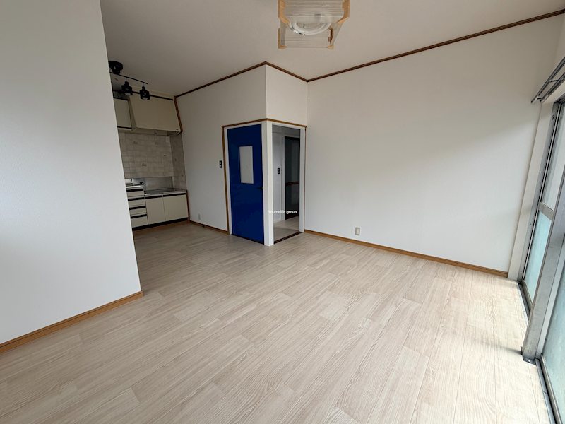 居室・リビング　改装中