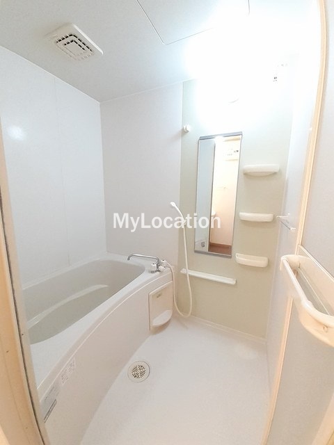 バス・シャワールーム　☆リラックスできるお風呂空間です☆