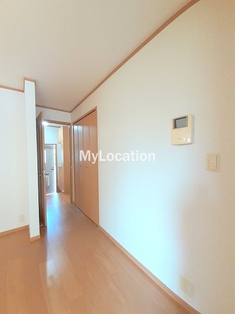 セキュリティ　☆モニター付きインターホンです☆