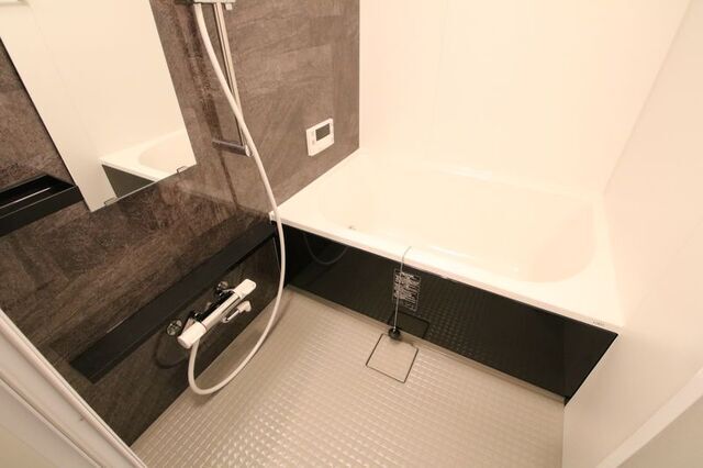 バス・シャワールーム　※別室の参考写真の為、現況優先です。