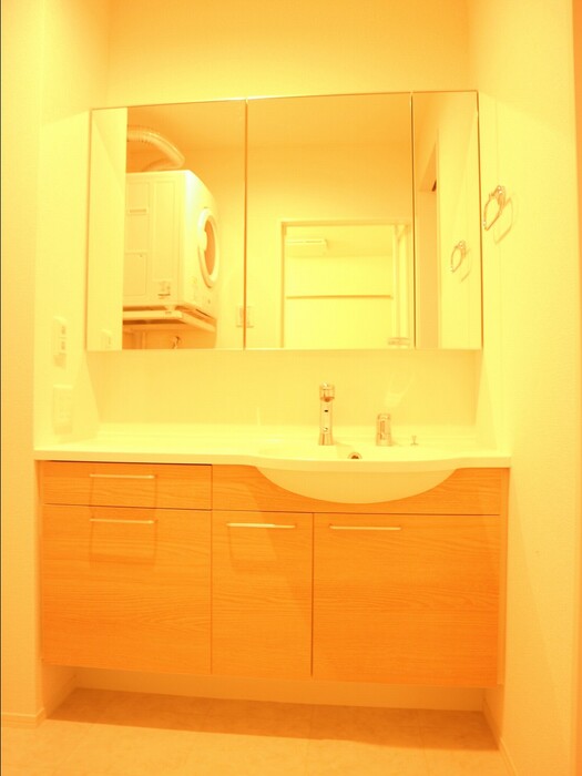 洗面設備　洗髪洗面化粧台