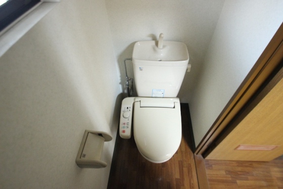 トイレ　※別部屋の写真です