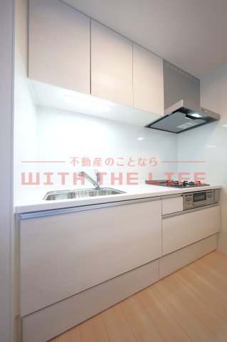 キッチン　コンパクトなキッチンで掃除もラクラク