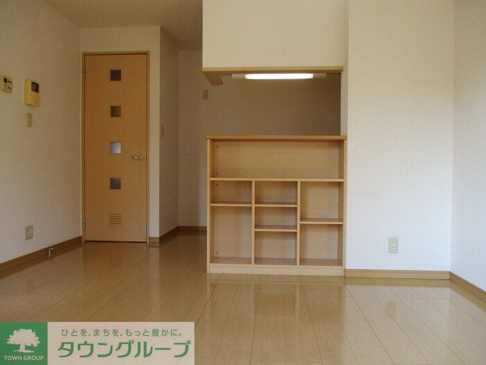 居室・リビング　現地待ち合わせ歓迎♪お問合せはタウンハウジングまで！