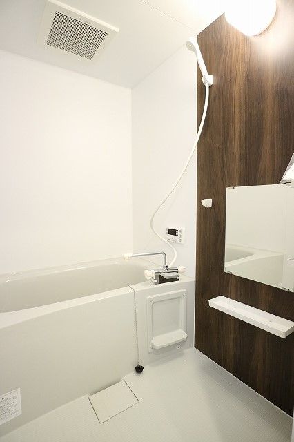 バス・シャワールーム　日々の疲れを癒すお風呂付です