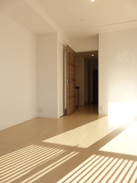 居室・リビング　田町駅徒歩圏内のウォーターフロント物件！全室南向き