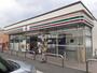 コンビニ　セブンイレブン佐野高萩町店（コンビニ）まで385m