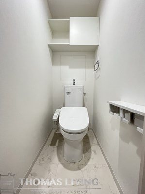 トイレ　※別号室の参考写真になります。