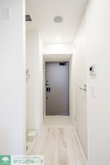 玄関　※写真は同タイプ住戸です。