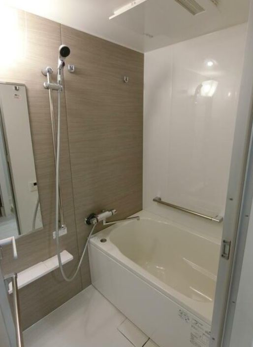 バス・シャワールーム　弊社は都内全域の物件をご紹介可能です！