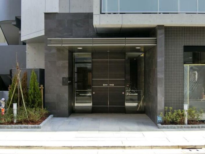 エントランス　弊社は都内全域の物件をご紹介可能です！