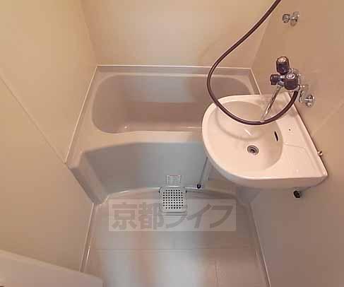 バス・シャワールーム　ゆったりセパレート。