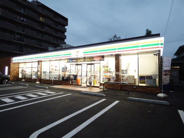コンビニ　セブンイレブン 西千葉本通り店（コンビニ）まで140m