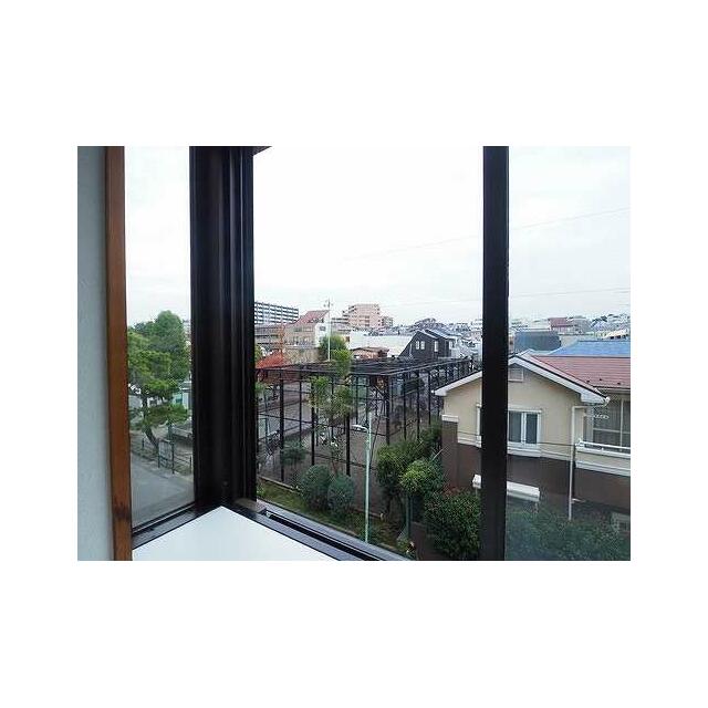 眺望　和室　出窓からの眺望